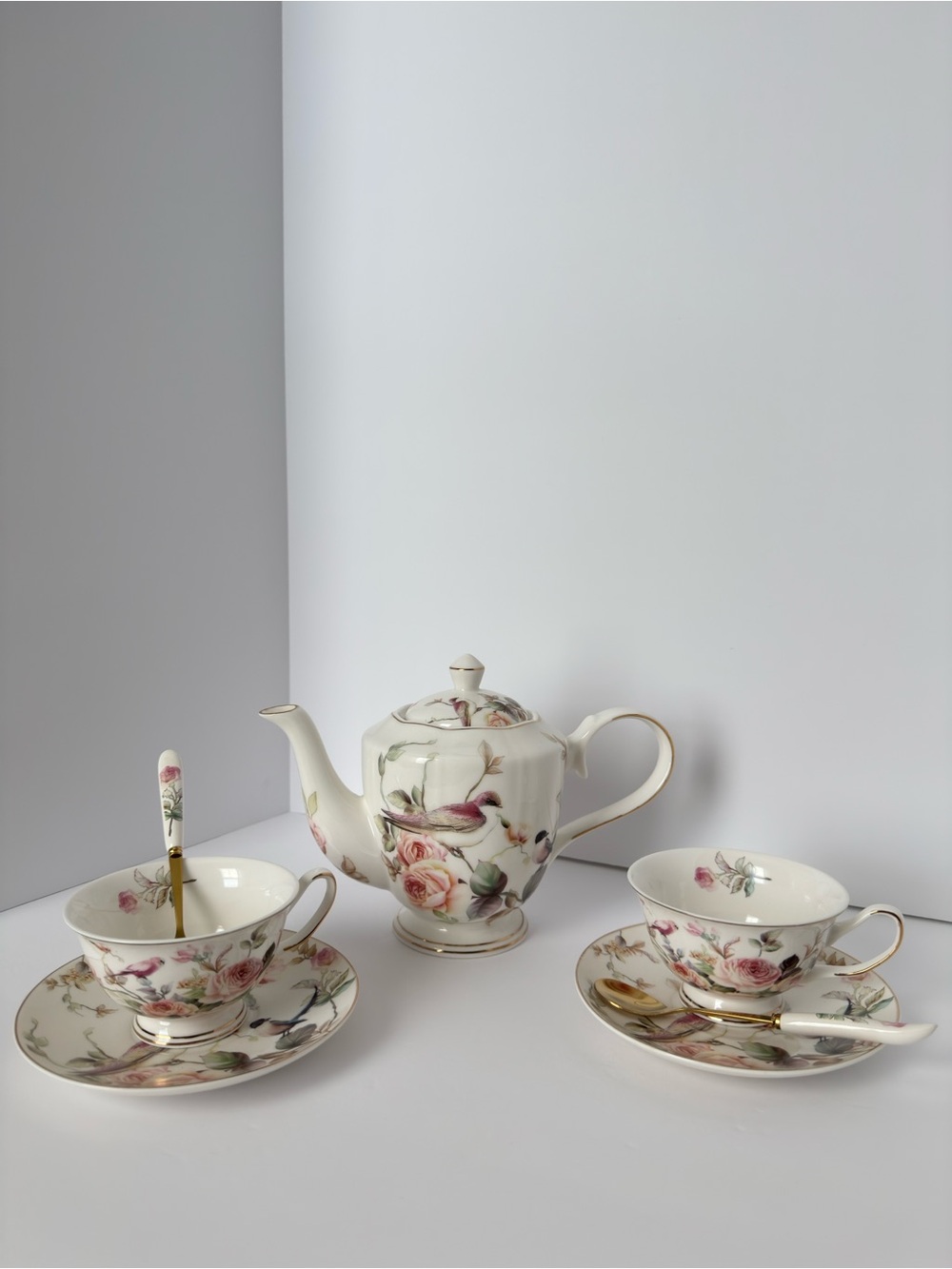 Porcelain Magnolia by Grace’s Teaware Set
